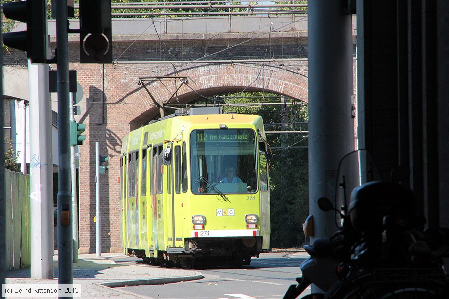 Straßenbahn Mülheim an der Ruhr - 274
/ Bild: muelheim274_bk1309050071.jpg