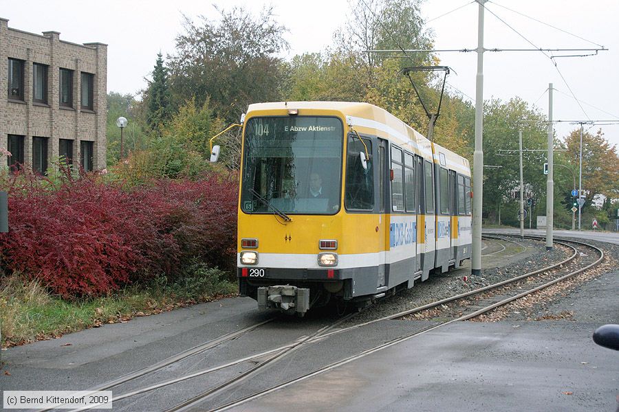 Straßenbahn Mülheim an der Ruhr - 290
/ Bild: muelheim290_bk0910220093.jpg