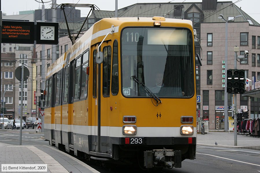 Straßenbahn Mülheim an der Ruhr - 293
/ Bild: muelheim293_bk0910220155.jpg