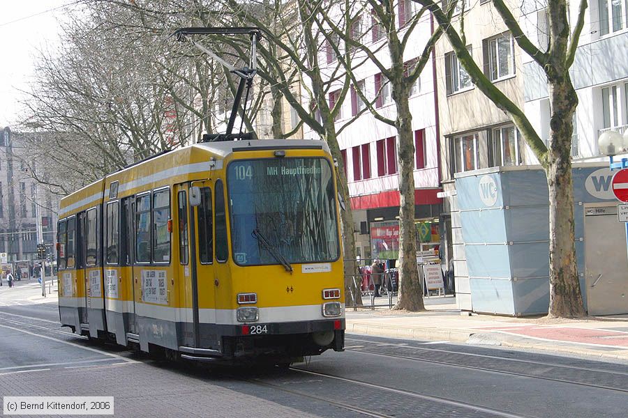 Straßenbahn Mülheim an der Ruhr - 284
/ Bild: muelheim284_bk0603140206.jpg