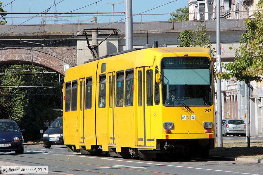 Straßenbahn Mülheim an der Ruhr - 297
/ Bild: muelheim297_bk1309050106.jpg