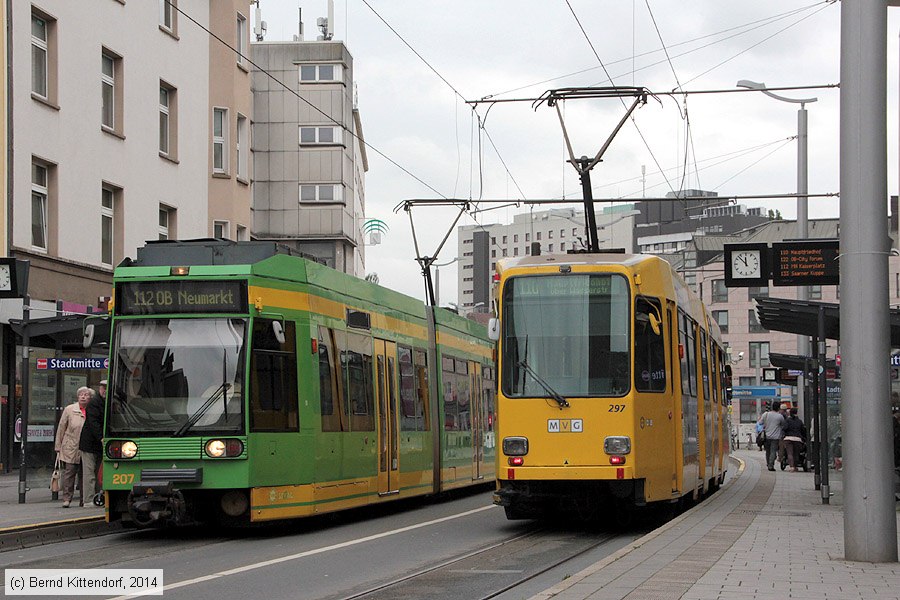 Straßenbahn Mülheim an der Ruhr - 297
/ Bild: muelheim297_bk1405230023.jpg