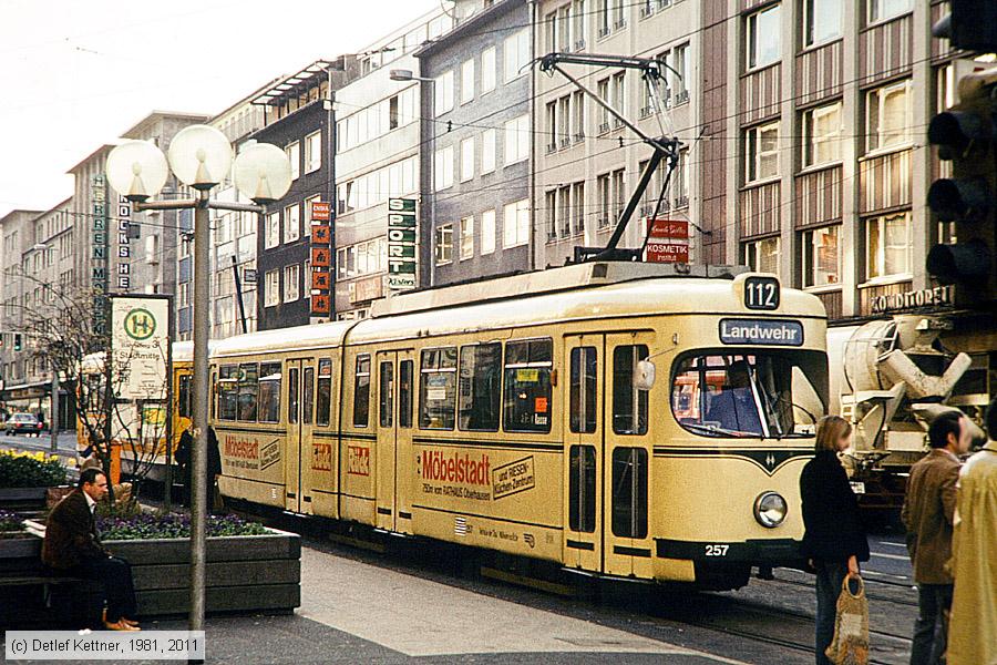 Straßenbahn Mülheim an der Ruhr - 257
/ Bild: muelheim257_dk012003.jpg