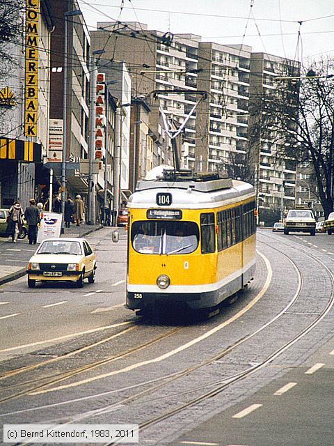 Straßenbahn Mülheim an der Ruhr - 258
/ Bild: muelheim258_vb005723.jpg