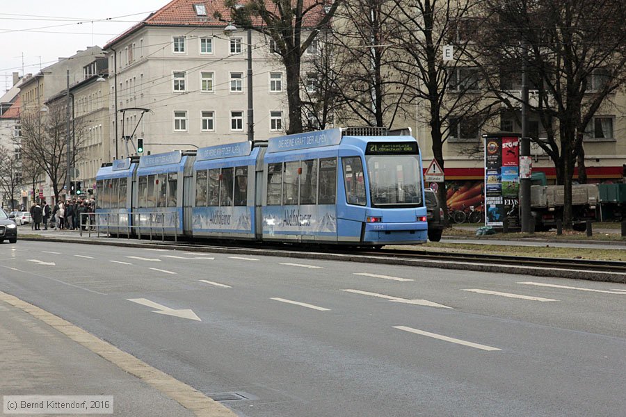 München - Straßenbahn - 2214
/ Bild: muenchen2214_bk1612190111.jpg