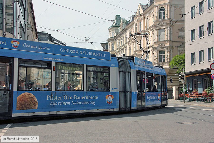 München - Straßenbahn - 2216
/ Bild: muenchen2216_bk1505120090.jpg