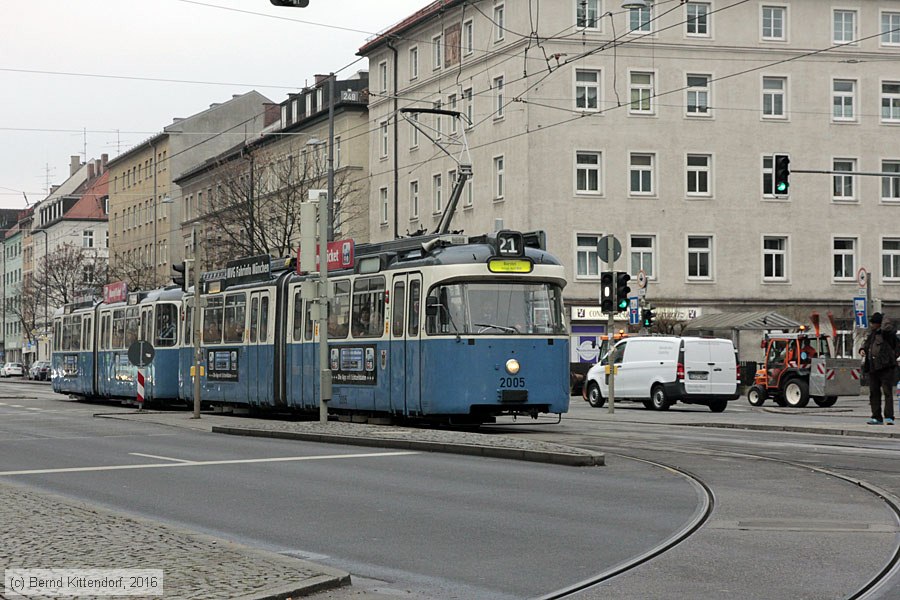 München - Straßenbahn - 2005
/ Bild: muenchen2005_bk1612190126.jpg