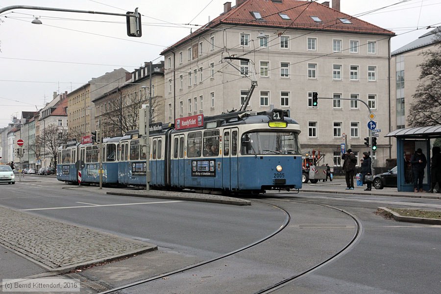 München - Straßenbahn - 2005
/ Bild: muenchen2005_bk1612190127.jpg