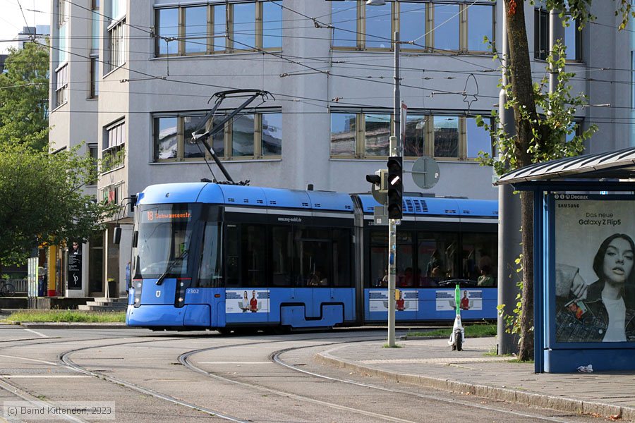 München - Straßenbahn - 2302
/ Bild: muenchen2302_bk2308180002.jpg München - Straßenbahn - 2302
/ Bild: muenchen2302_bk2308180002.jpg