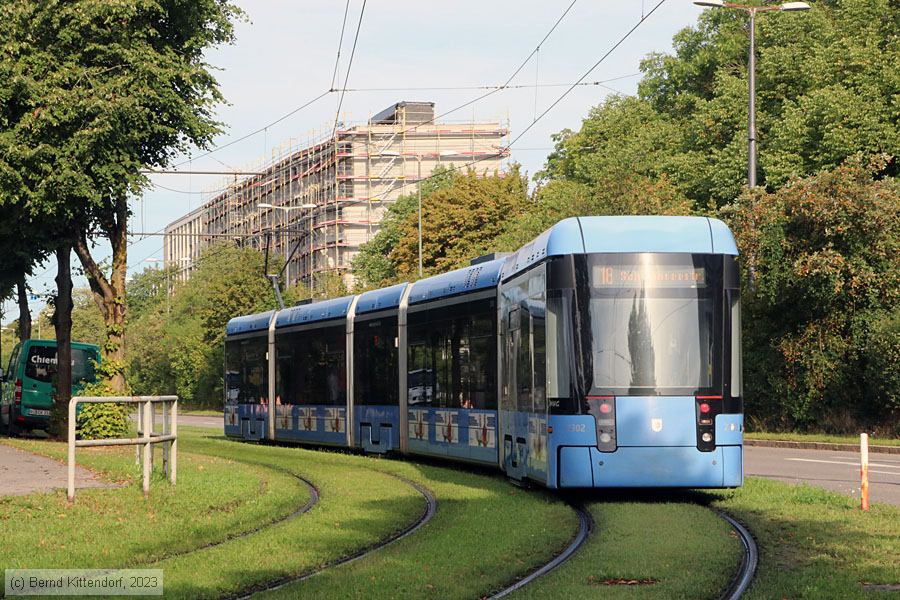 München - Straßenbahn - 2302
/ Bild: muenchen2302_bk2308180004.jpg München - Straßenbahn - 2302
/ Bild: muenchen2302_bk2308180004.jpg