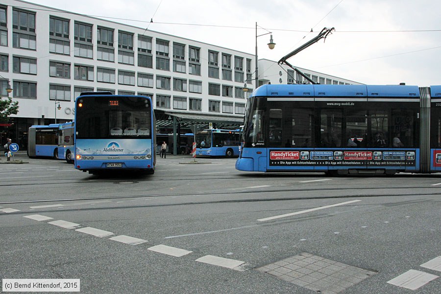 München - Straßenbahn - 2320
/ Bild: muenchen2320_bk1505130342.jpg München - Straßenbahn - 2320
/ Bild: muenchen2320_bk1505130342.jpg