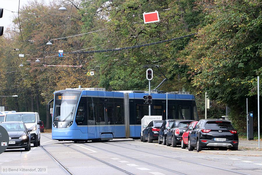 München - Straßenbahn - 2702
/ Bild: muenchen2702_bk1910220051.jpg