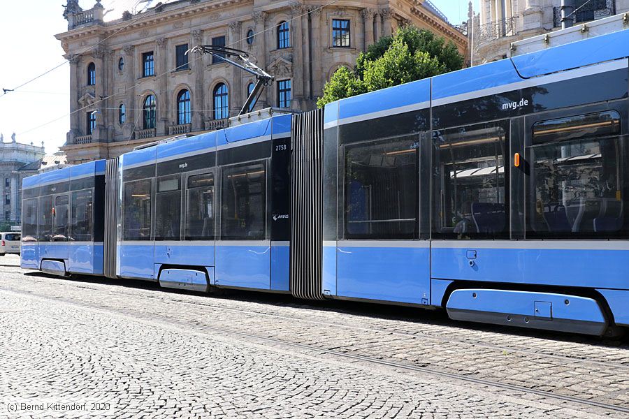 München - Straßenbahn - 2758
/ Bild: muenchen2758_bk2008210144.jpg