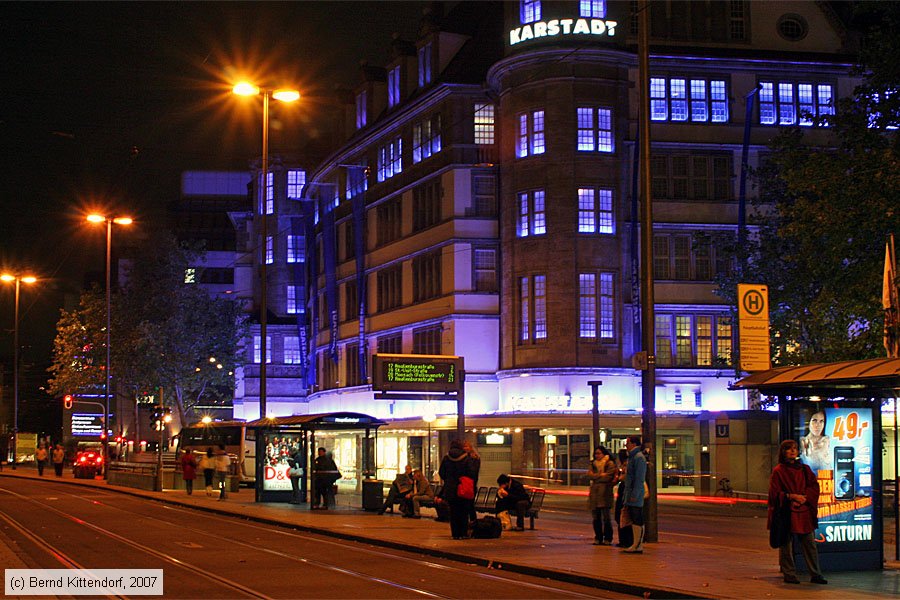 München - Straßenbahn - Anlagen
/ Bild: muenchenanlagen_bk0710250087.jpg München - Straßenbahn - Anlagen
/ Bild: muenchenanlagen_bk0710250087.jpg
