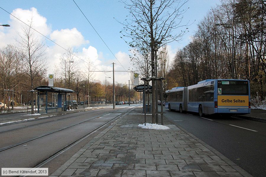 München - Straßenbahn - Anlagen
/ Bild: muenchenanlagen_bk1311260121.jpg München - Straßenbahn - Anlagen
/ Bild: muenchenanlagen_bk1311260121.jpg