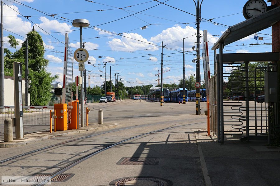 München - Straßenbahn - Anlagen
/ Bild: muenchenanlagen_bk1906190157.jpg