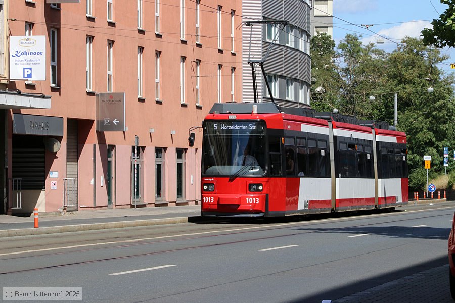 Stra&szlig;enbahn N&uuml;rnberg - 1013
/ Bild: nuernberg1013_bk2506280247.jpg