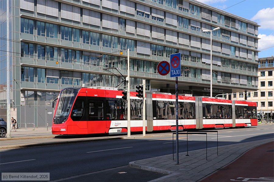Stra&szlig;enbahn N&uuml;rnberg - 2005
/ Bild: nuernberg2005_bk2506280241.jpg