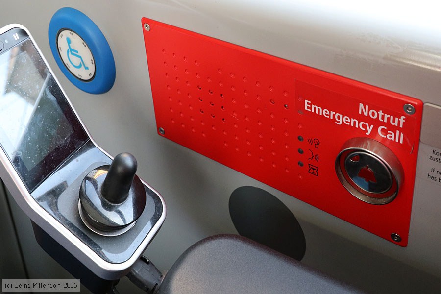 Straßenbahn Nürnberg - 2007 - Innenansicht
/ Bild: nuernberg2007_bk2506250148.jpg