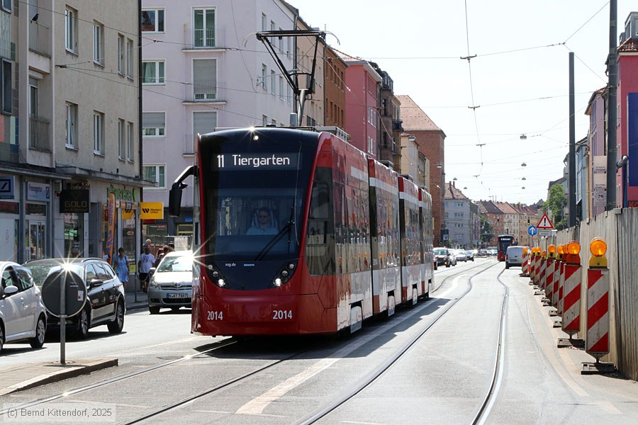Straßenbahn Nürnberg - 2014
/ Bild: nuernberg2014_bk2506250153.jpg Straßenbahn Nürnberg - 2014
/ Bild: nuernberg2014_bk2506250153.jpg
