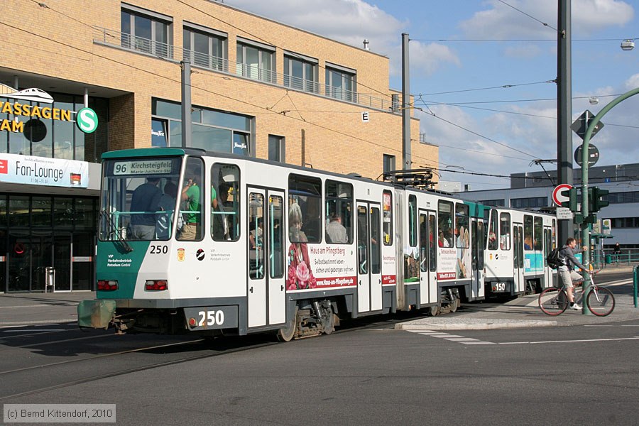 Straßenbahn Potsdam  - 250
/ Bild: potsdam250_bk1006150384.jpg