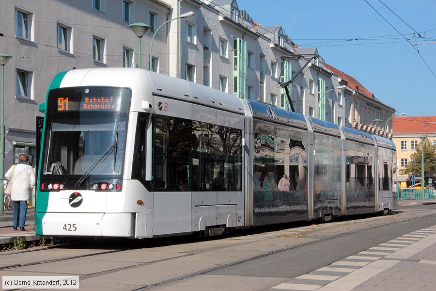 Straßenbahn Potsdam - 425
/ Bild: potsdam425_bk1210160059.jpg