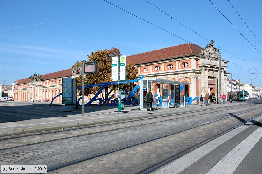 Straßenbahn Potsdam - Anlagen
/ Bild: potsdamanlagen_bk1210160012.jpg