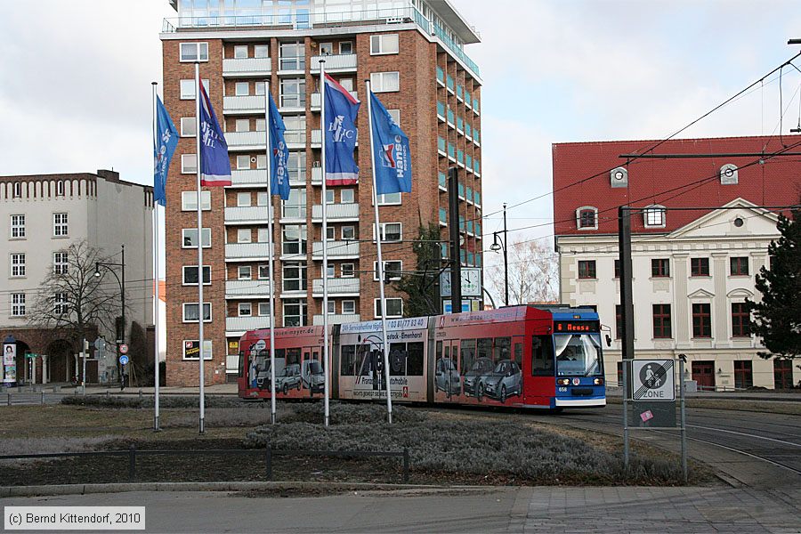 Straßenbahn Rostock - 658
/ Bild: rostock658_bk1003160009.jpg