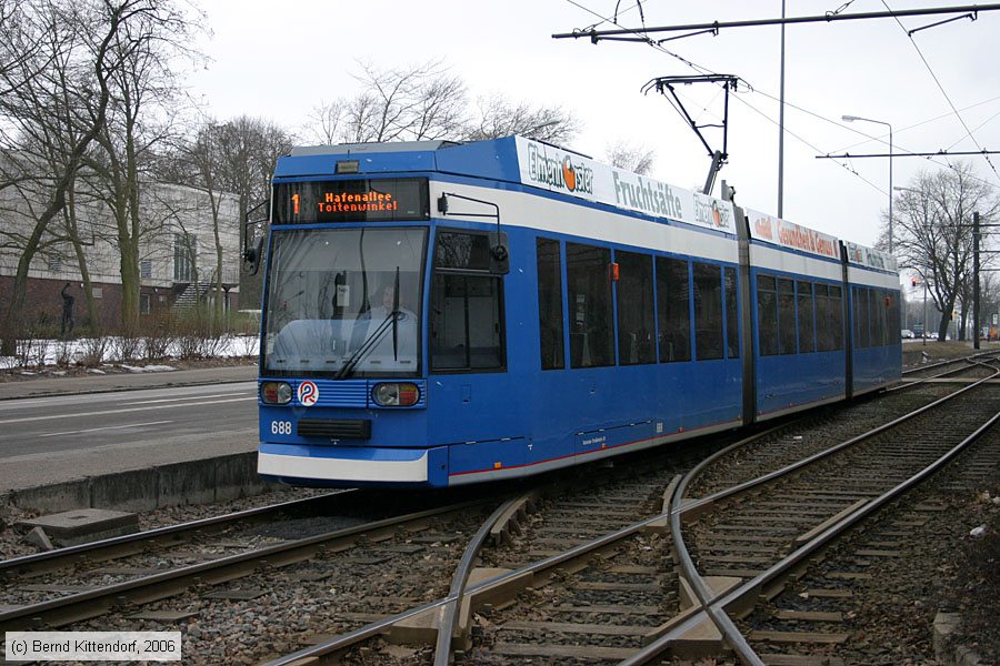 Straßenbahn Rostock - 688
/ Bild: rostock688_bk0603150084.jpg