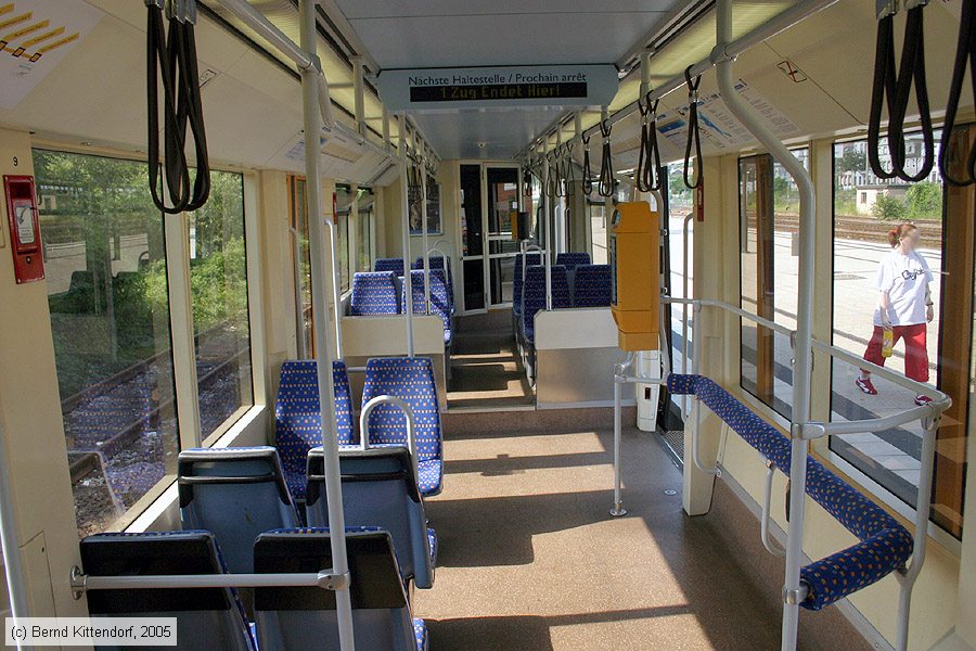 Stadtbahn Saarbrücken - 1017 - Innenansicht
/ Bild: saarbruecken1017_e0022690.jpg