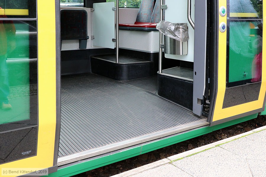 Straßenbahn Schöneiche - Rüdersdorf - 52
/ Bild: schoeneiche52_bk1907150072.jpg Straßenbahn Schöneiche - Rüdersdorf - 52
/ Bild: schoeneiche52_bk1907150072.jpg