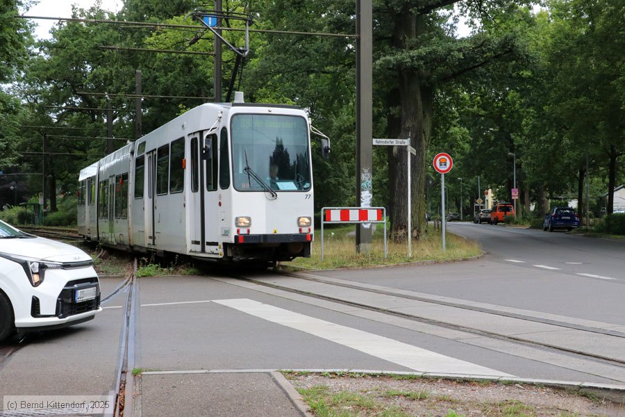 Straßenbahn Schöneiche - Rüdersdorf - 77
/ Bild: schoeneiche77_bk2507180088.jpg