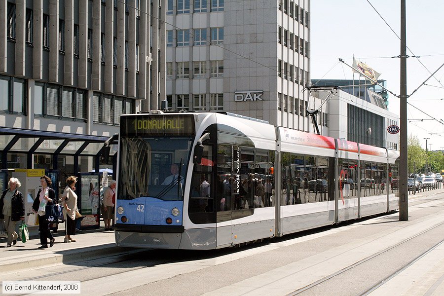 Straßenbahn Ulm - 42
/ Bild: ulm42_bk0805100147.jpg