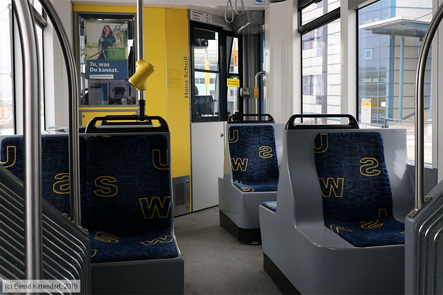 Straßenbahn Ulm - 49 - Innenansicht
/ Bild: ulm49_bk1901220100.jpg
