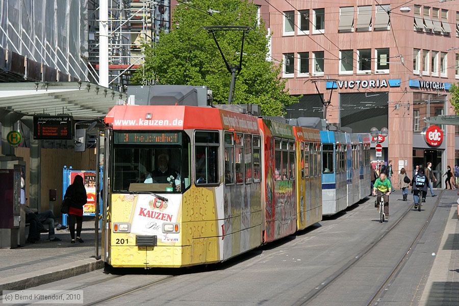 Straßenbahn Würzburg - 201
/ Bild: wuerzburg201_bk1004270430.jpg