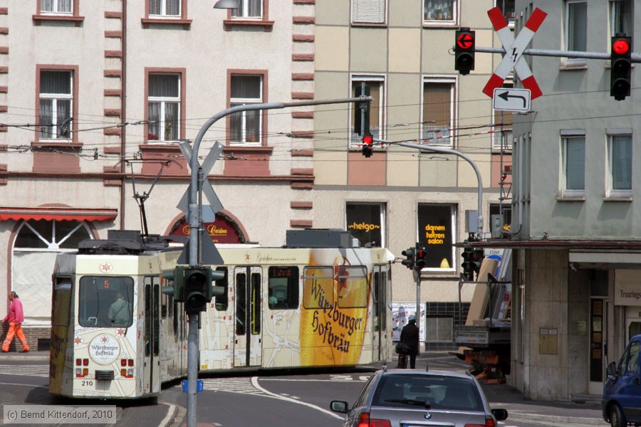 Straßenbahn Würzburg - 210
/ Bild: wuerzburg210_bk1004270247.jpg
