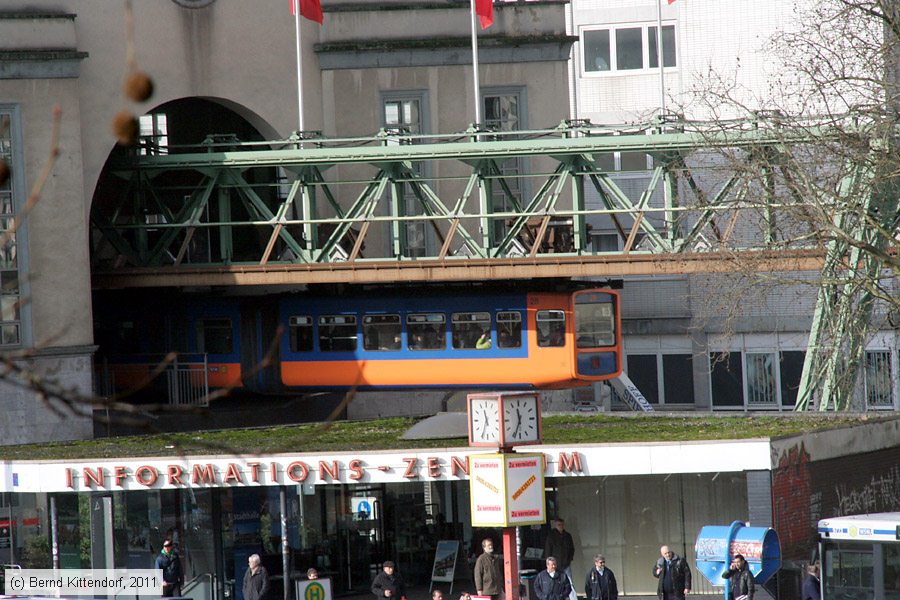 Wuppertaler Schwebebahn - 28
/ Bild: wuppertal28_bk1102160060.jpg