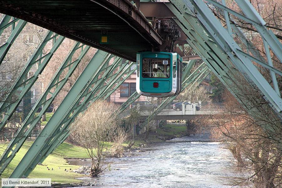 Wuppertaler Schwebebahn - 3
/ Bild: wuppertal3_bk1102160207.jpg