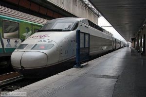 Bild: renfe967191002237_bk1506140020.jpg - anklicken zum Vergrößern Bild: renfe967191002237_bk1506140020.jpg - anklicken zum Vergrößern