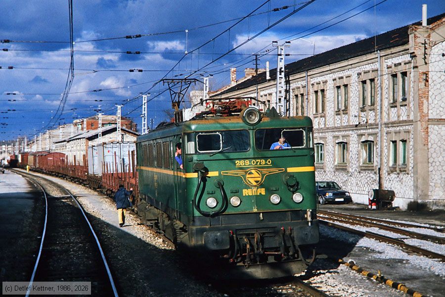 RENFE - 269079-0
/ Bild: renfe2690790_dk059121.jpg