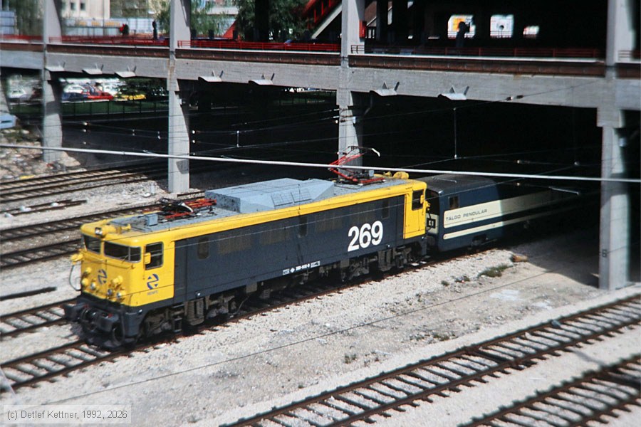 RENFE - 269602-9
/ Bild: renfe2696029_dk095016.jpg