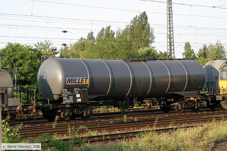 SNCF - 33877848330-9p
/ Bild: sncf338778483309p_bk0607140024.jpg