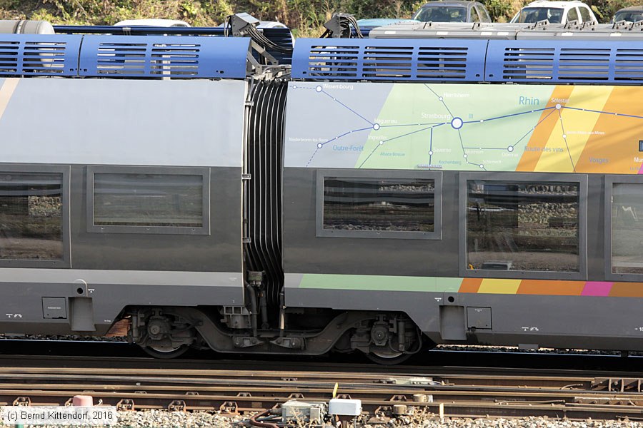 SNCF - X76582
/ Bild: sncfx76582_bk1610030209.jpg