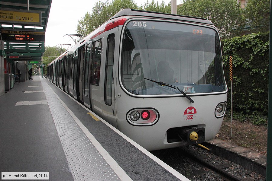 Métro Lyon - 205
/ Bild: lyon205_bk1404300441.jpg