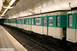 Bild: parismetrona12121_bk1001200099.jpg - anklicken zum Vergrößern Bild: parismetrona12121_bk1001200099.jpg - anklicken zum Vergrößern