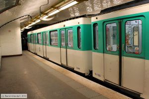Bild: parismetros9057_bk1001200109.jpg - anklicken zum Vergrößern Bild: parismetros9057_bk1001200109.jpg - anklicken zum Vergrößern