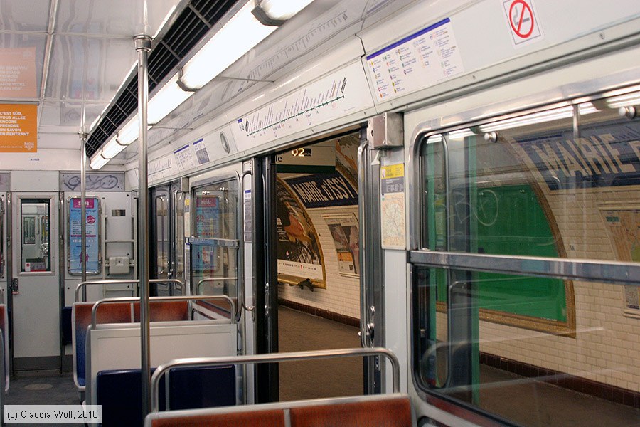 Metro Paris - N.11020 (MF 67) - Innenansicht
/ Bild: parismetron11020_cw1001200044.jpg