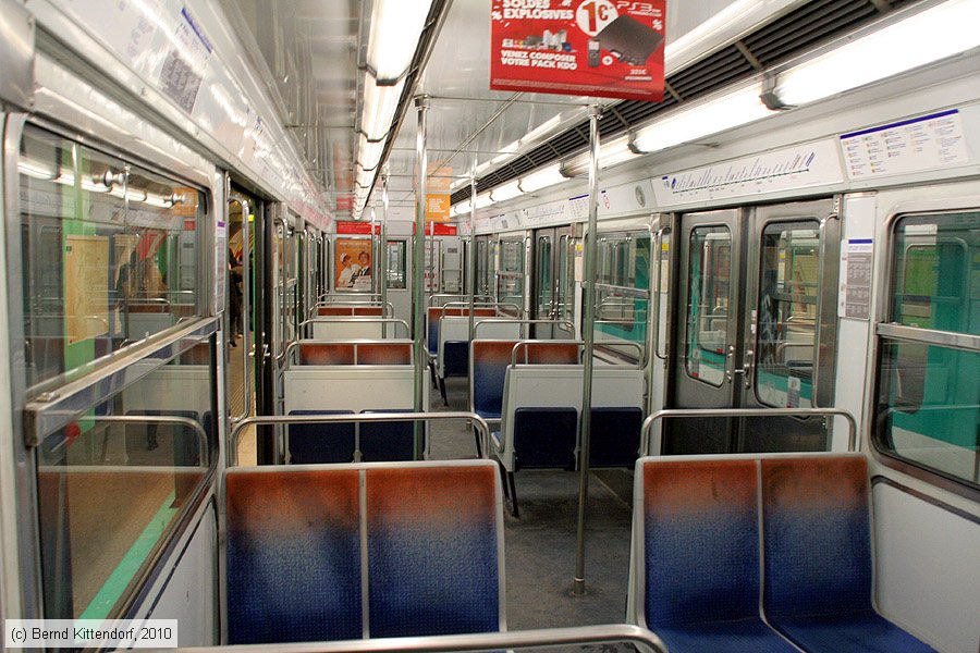 Metro Paris - N.11127 (MF 67) - Innenansicht
/ Bild: parismetron11127_bk1001200097.jpg