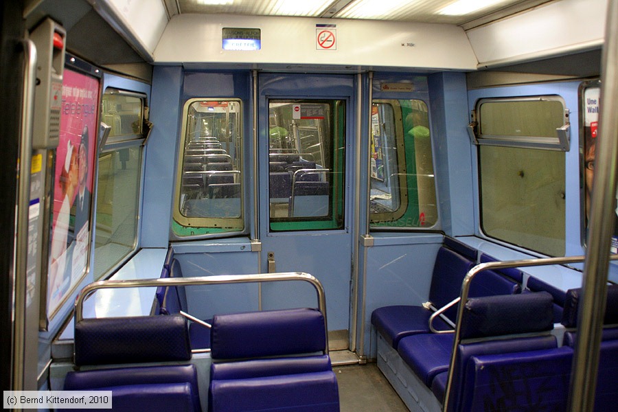 Metro Paris - M.30247 (MF 77) - Innenansicht
/ Bild: parismetrom30247_bk1001210045.jpg