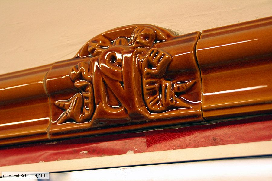Metro Paris - Anlagen
/ Bild: parismetroanlagen_bk1001200105.jpg